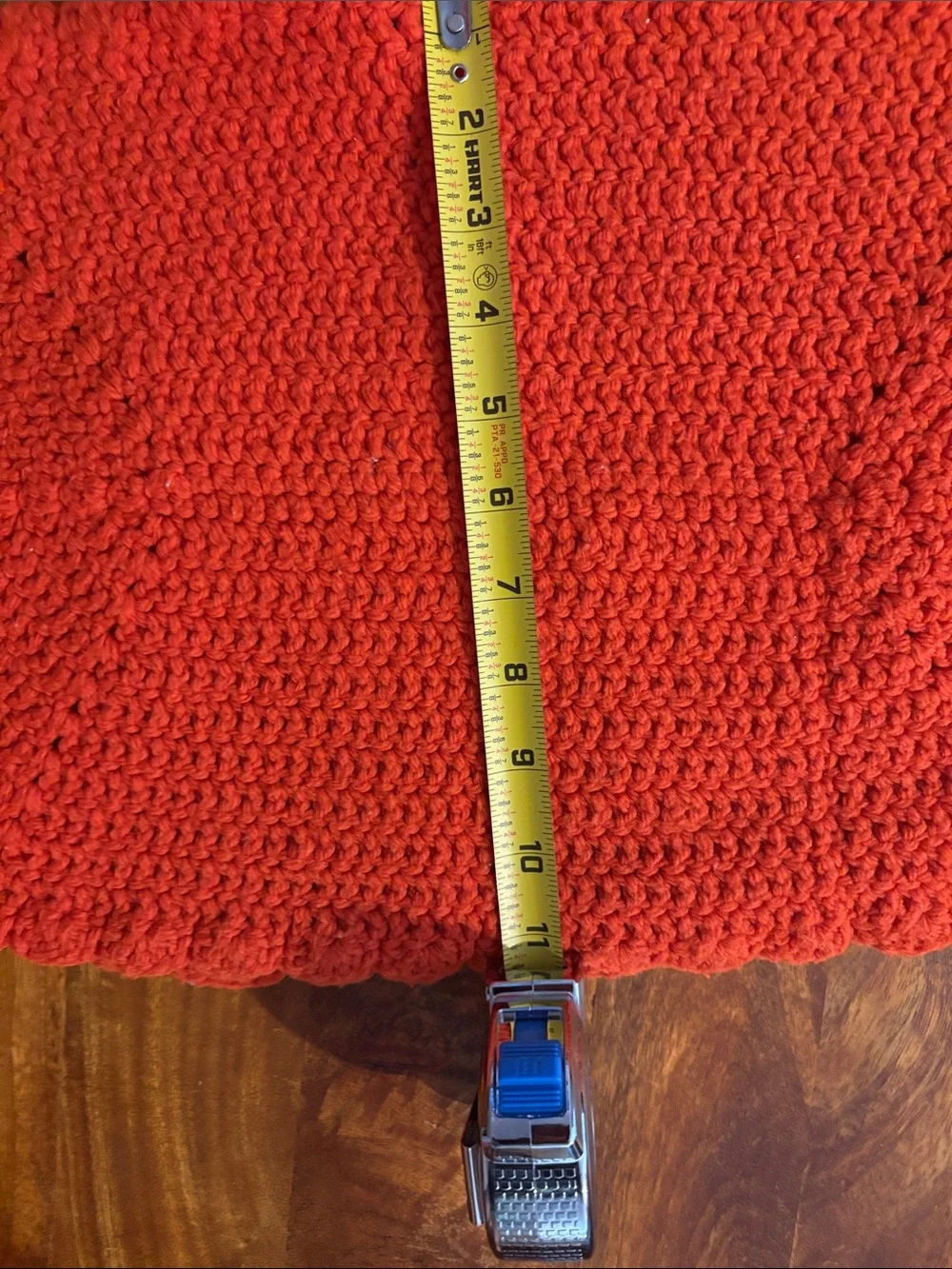 Vintage Orange Crochet Scalloped Edge Placemats Set of 4 1970s/1980s